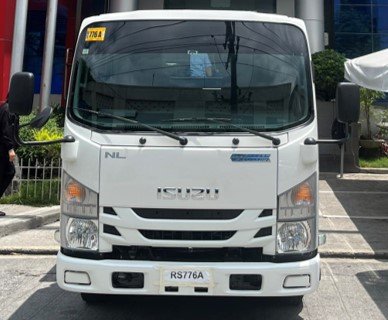 Isuzu NLR77 H Non-Tilt with Passenger Van Body