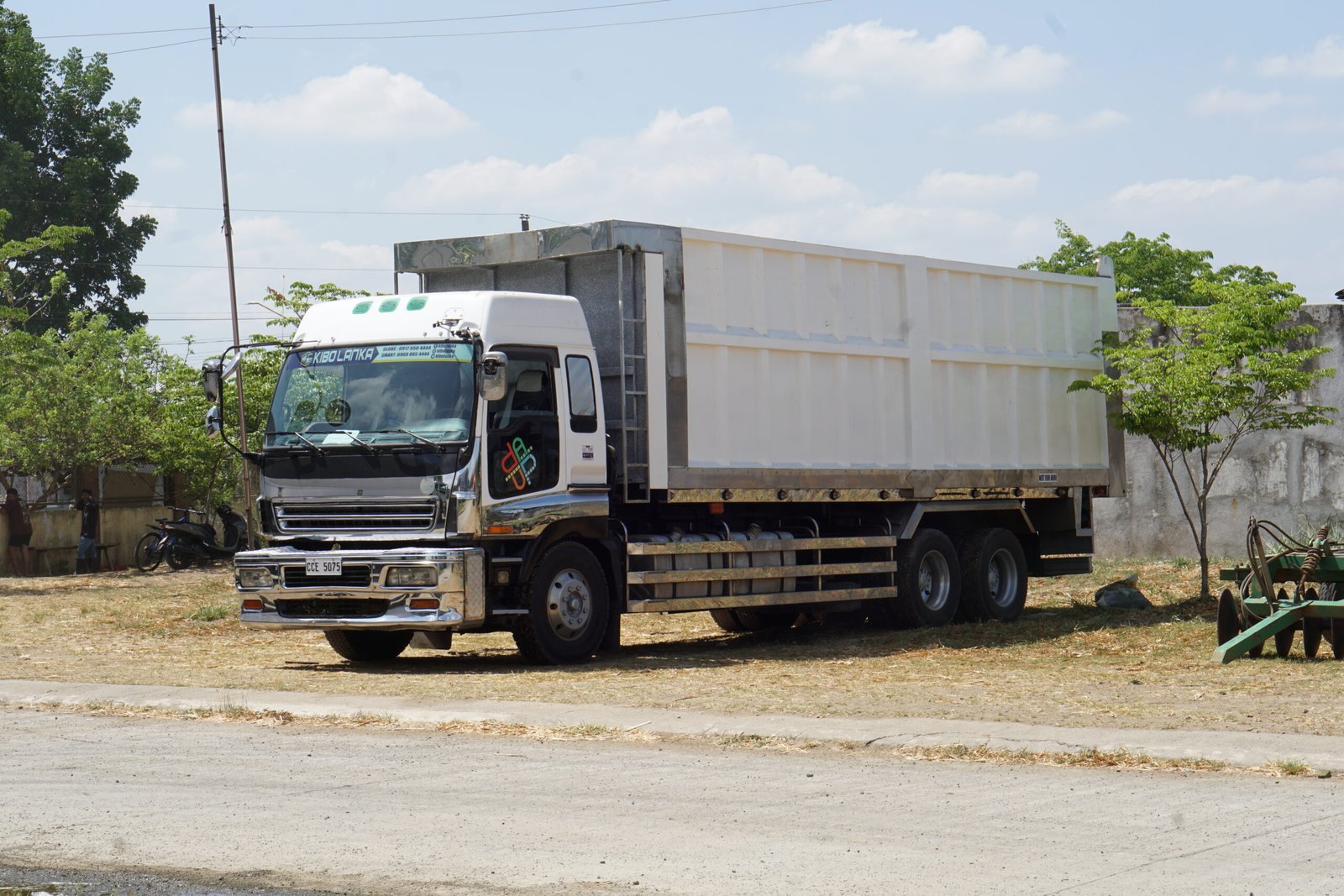 Isuzu and Fuso Dump Trucks – front view